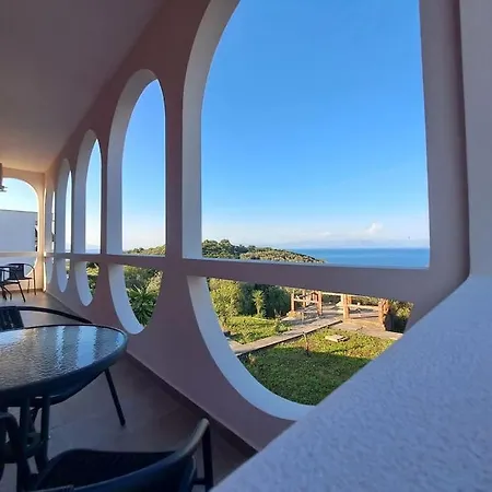 Casa Rossa * Kato Spilaion