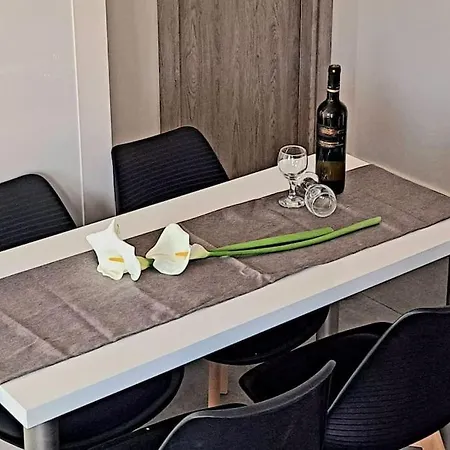 Casa Rossa * Kato Spilaion